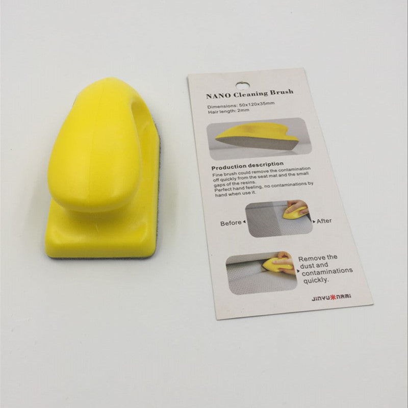 Sponge cleaning brush